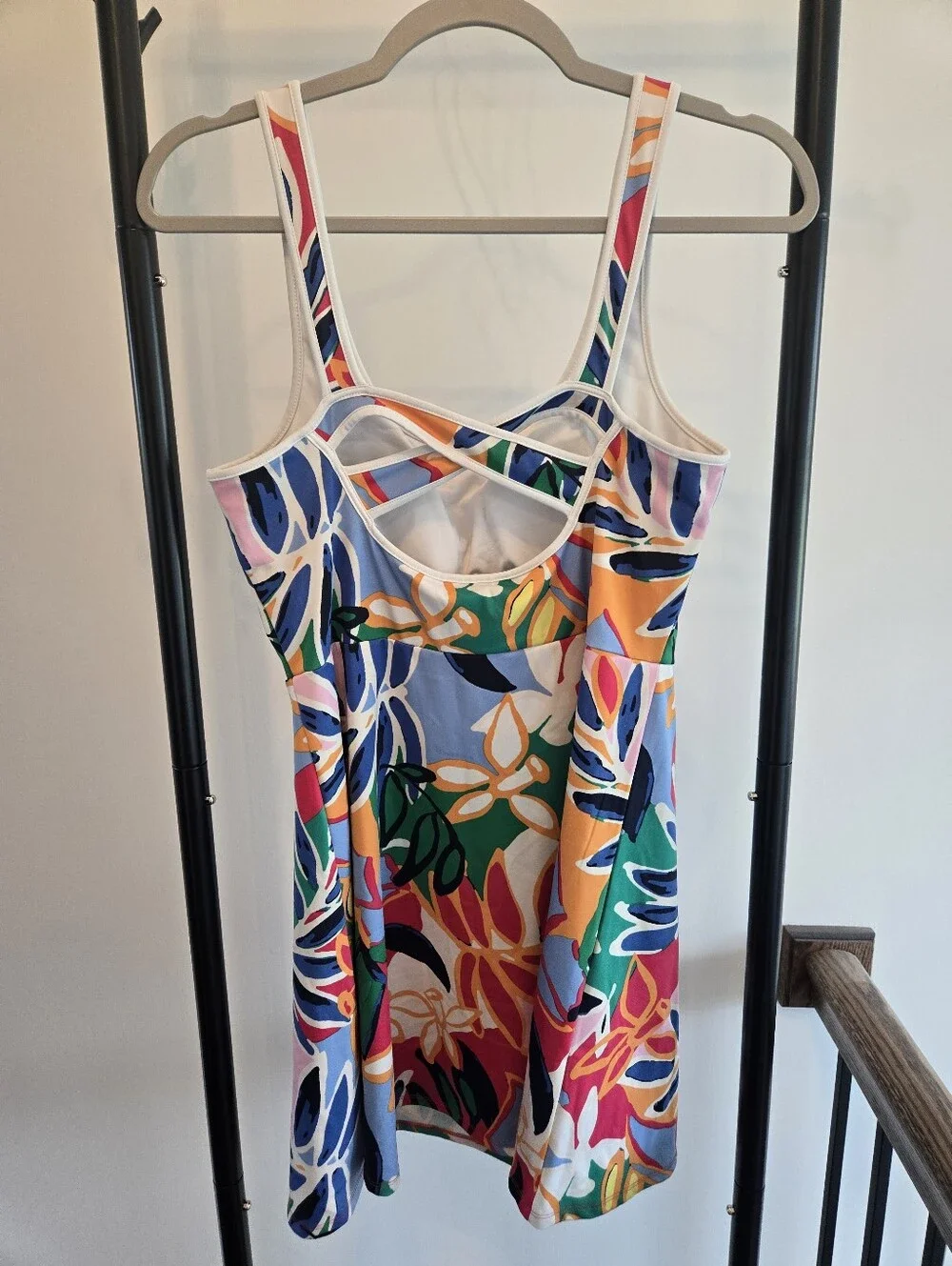 Bailey 44 Dress Women M Medium Multi Sport Leaf Print Cutout Back Shelf Bra Mini - Picture 2 of 3